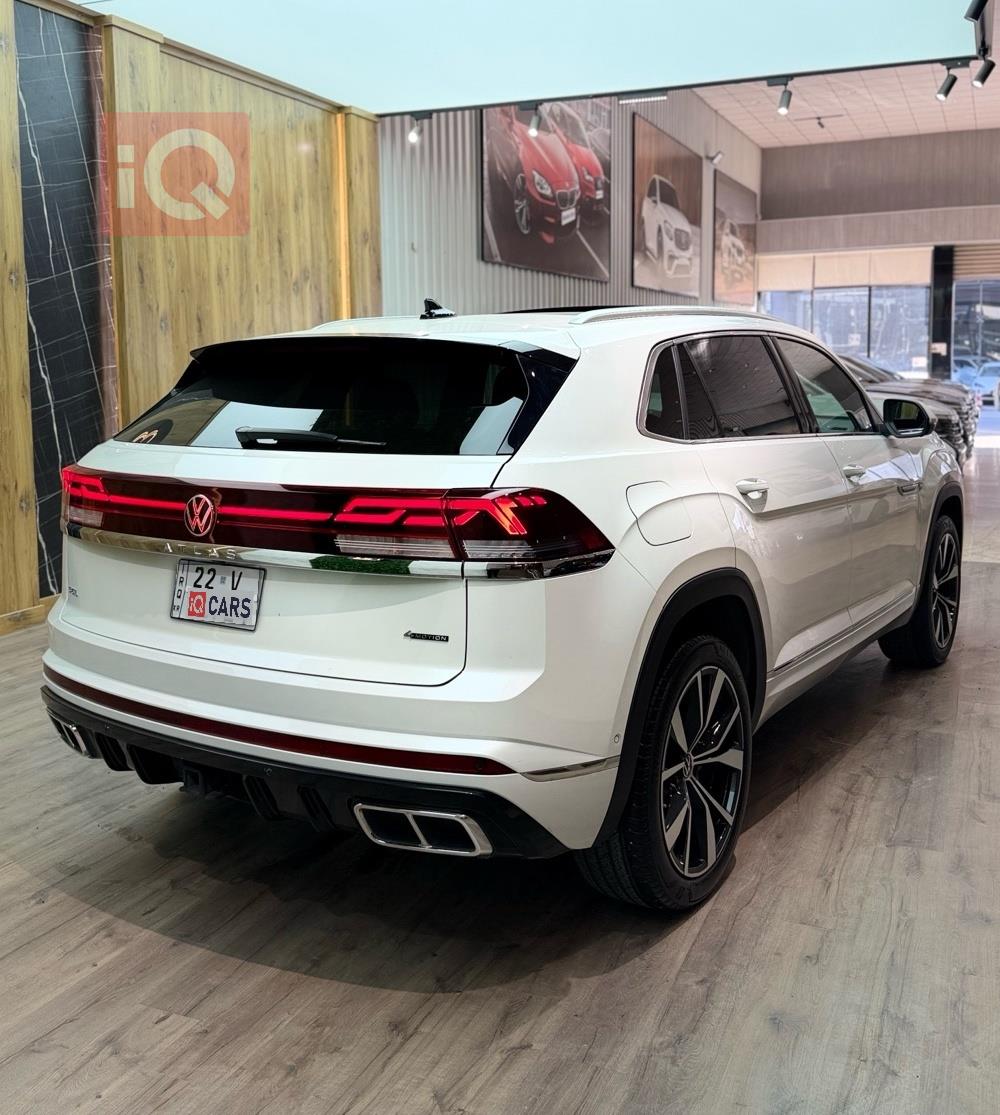 فولكسفاغن أطلس كروس سبورت